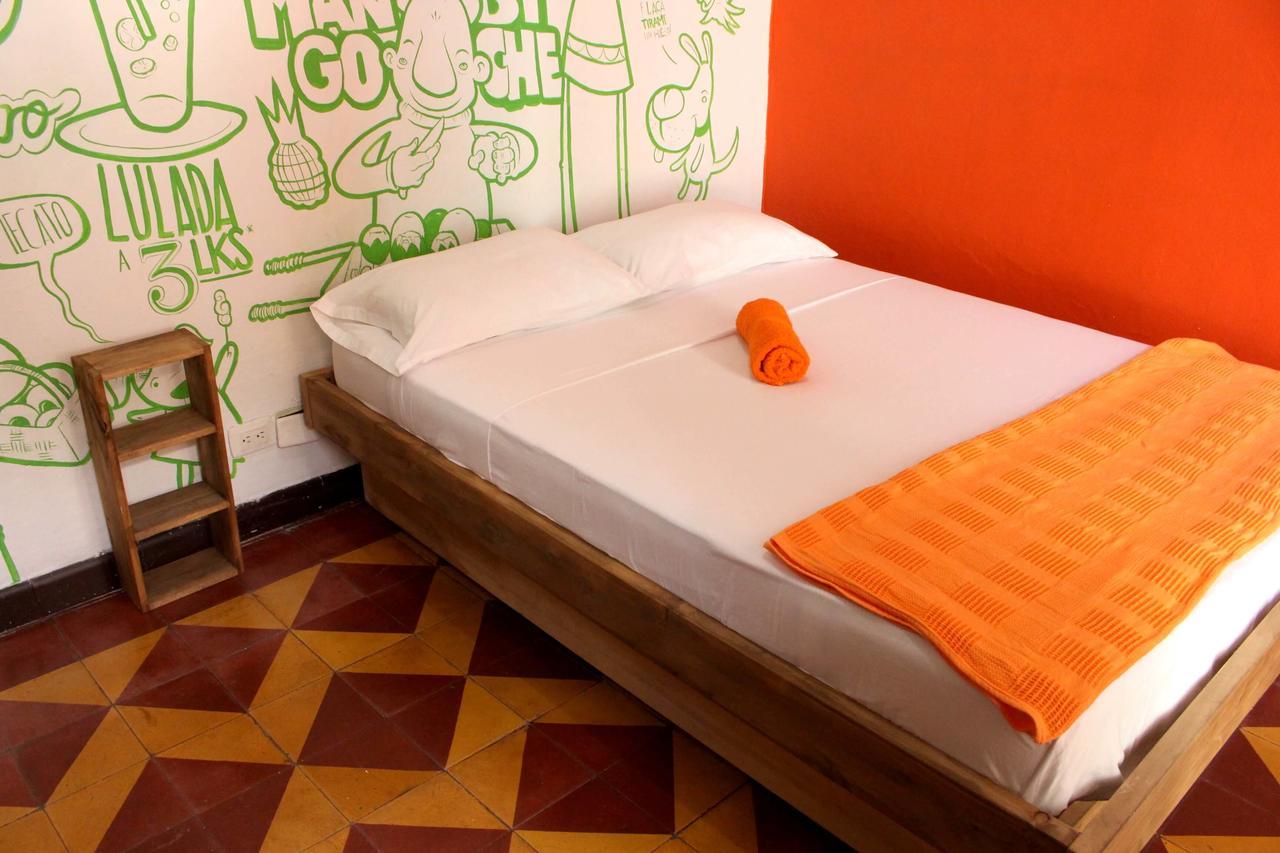 Lulos Hostal Boutique Hostel Кали Екстериор снимка